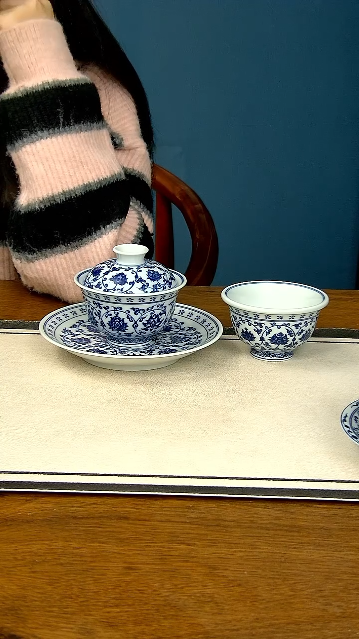 【闪购商品】青花缠枝莲三件套-----大压