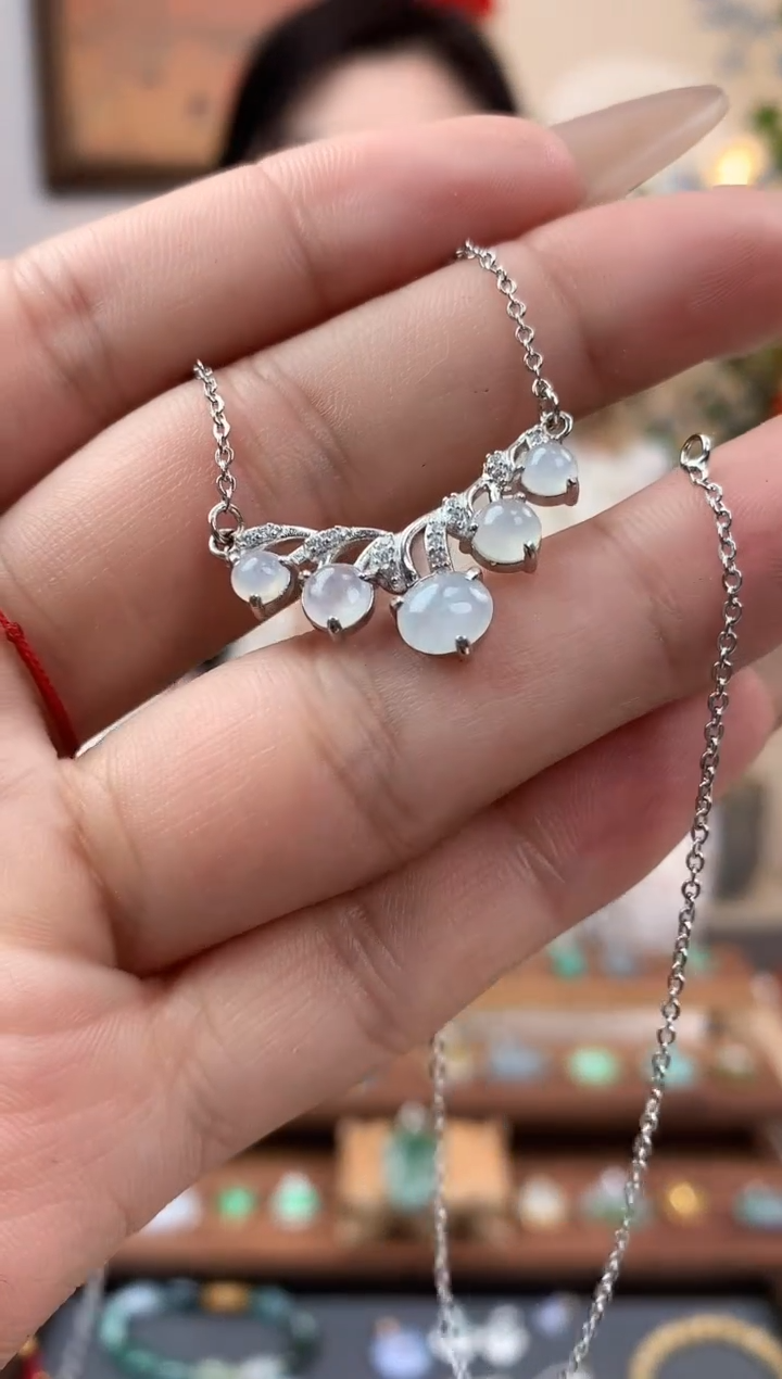 【闪购商品】翡翠套链银S925镶嵌吊坠
