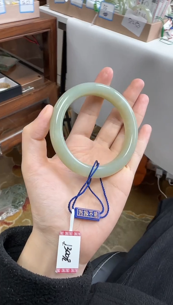 未镶嵌手镯和田玉59