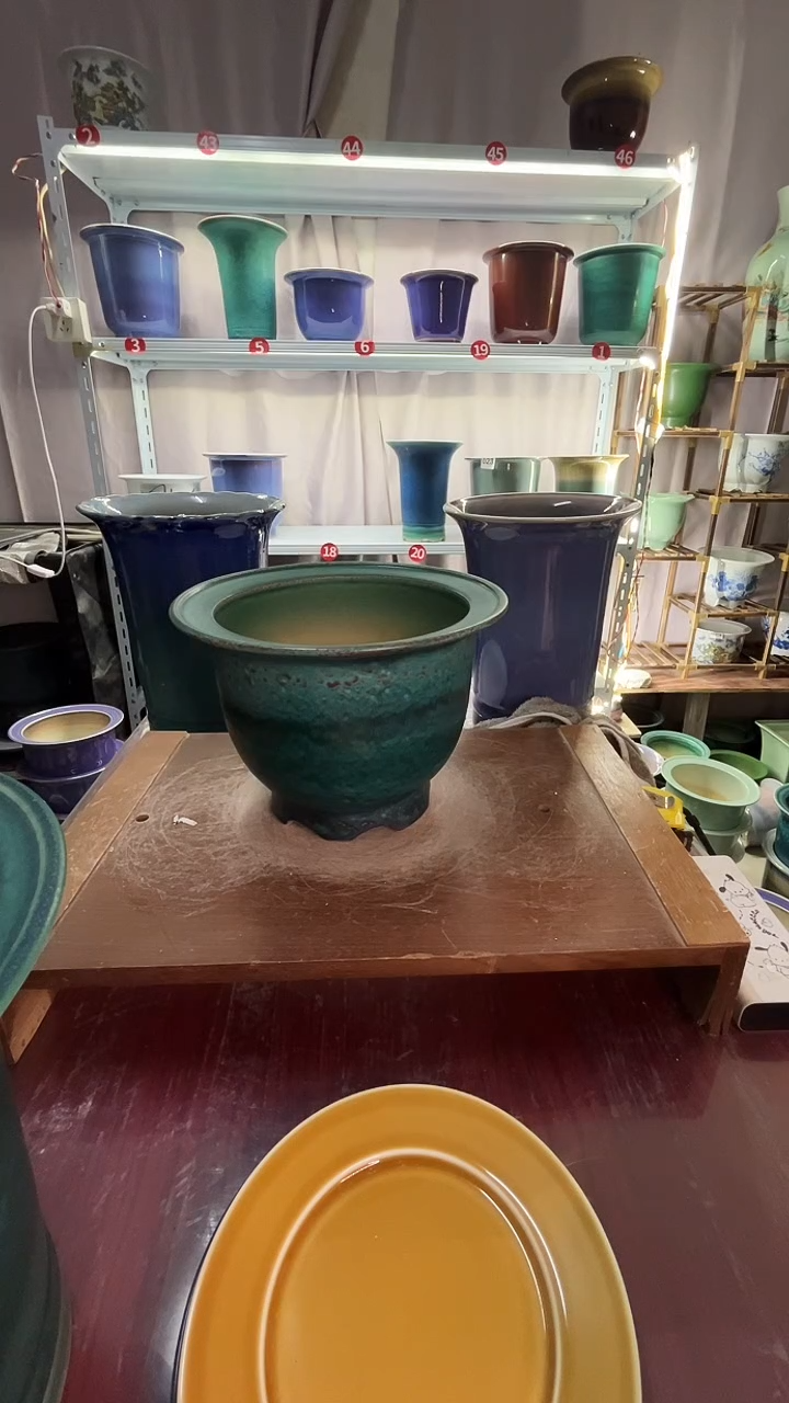 微瑕景德镇颜色釉花盆高17外口20内