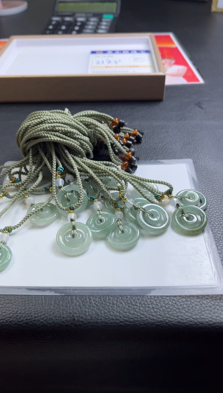 【闪购商品】翡翠颈饰未镶嵌B35多样性发一件