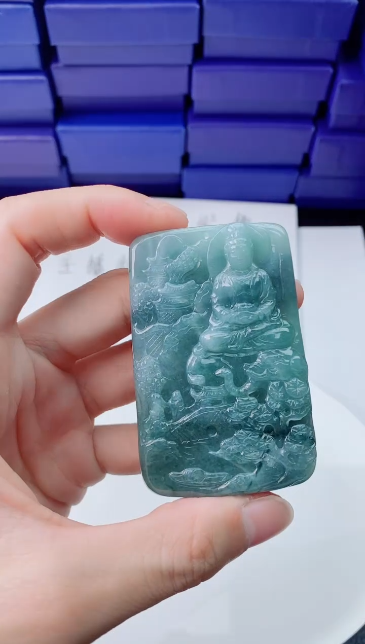 【闪购商品】翡翠未镶嵌颈饰            