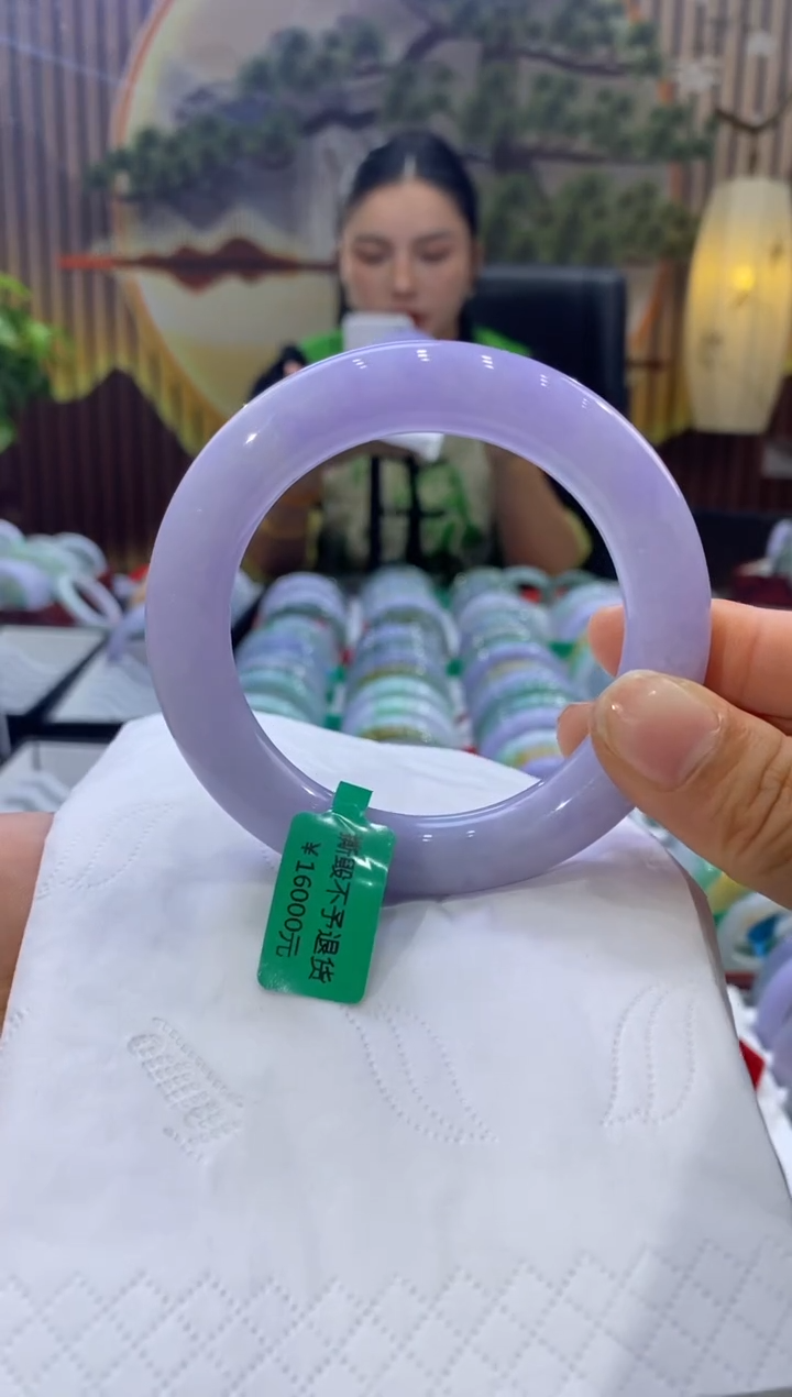 【闪购商品】翡翠手镯未镶嵌多人05796