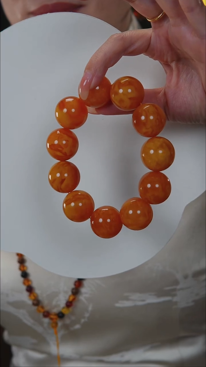 裸石琥珀未镶嵌22+蜜蜡手串