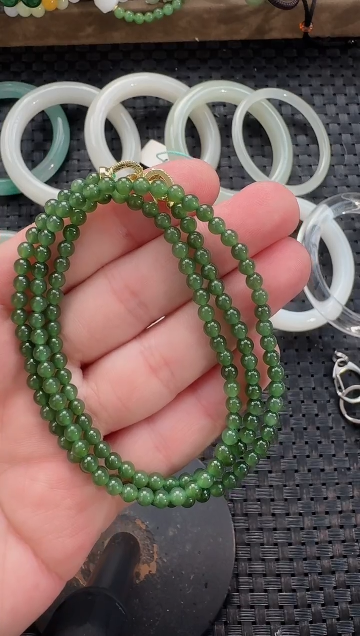 颈饰未镶嵌和田玉4mm碧玉小米链