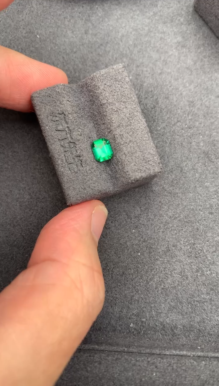 裸石祖母绿0.43ct 祖母绿 定制 BH