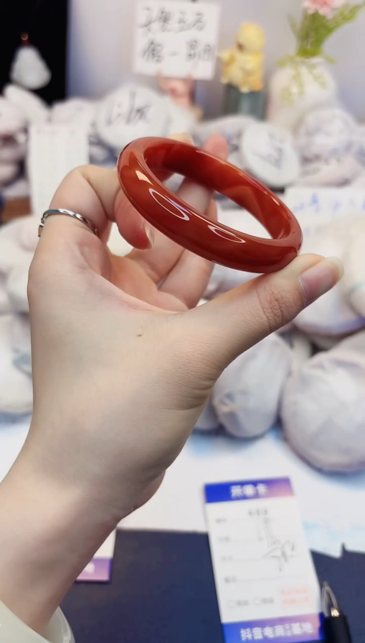 【闪购商品】石英质玉手镯未镶嵌489-玛瑙-圈口56