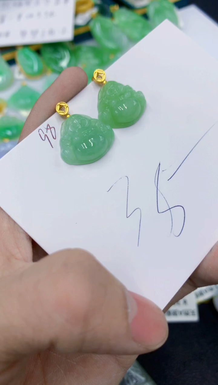 颈饰未镶嵌翡翠1111111111111多样性发其一