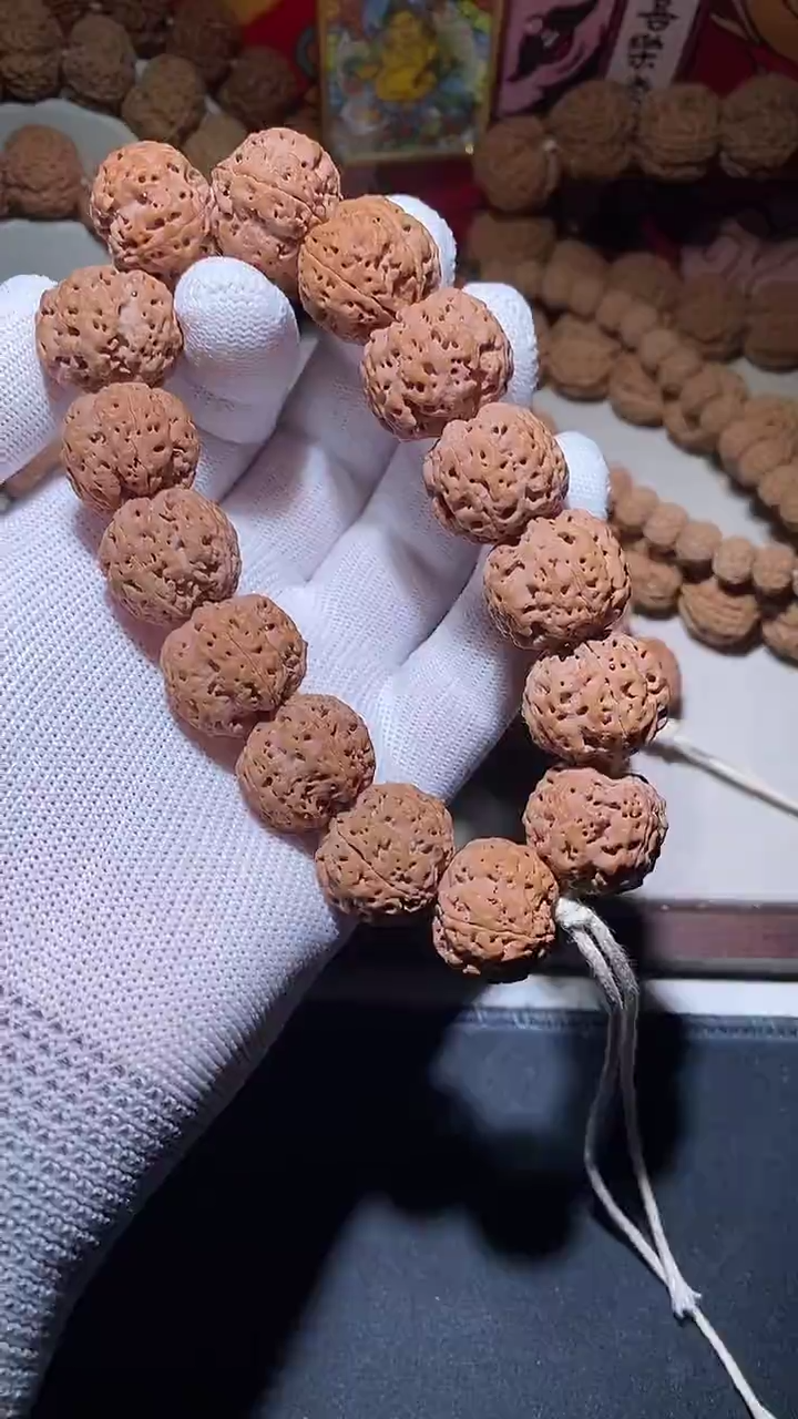【闪购商品】金刚菩提手串超头满肉五星蜂王21