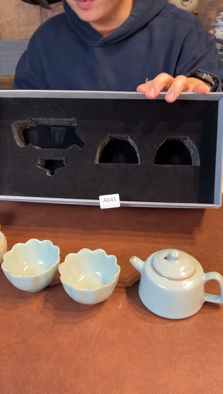 【闪购商品】瓷片问鼎  2杯1壶    战鼓 A045