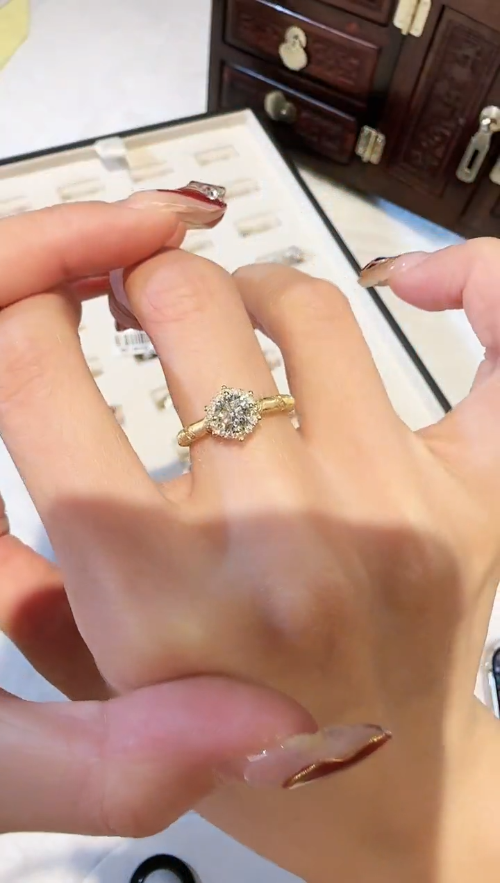 【闪购商品】钻石戒指/指环18K金镶嵌拉丝戒指11#14#16#