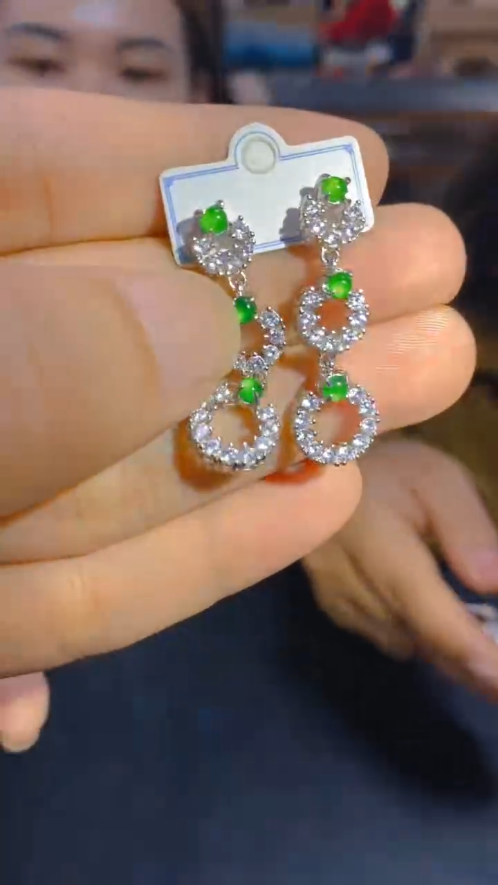 【闪购商品】翡翠耳饰未镶嵌0968091860多样性发一