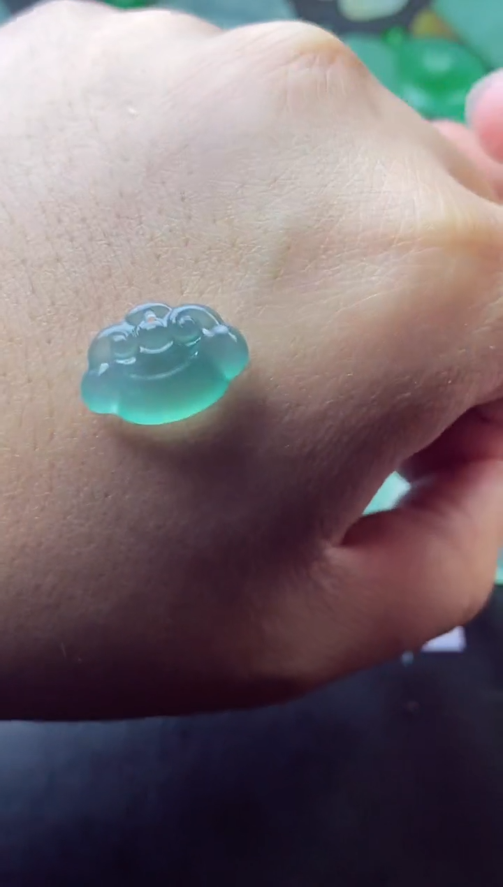 未镶嵌定制翡翠吉**照吉星高照