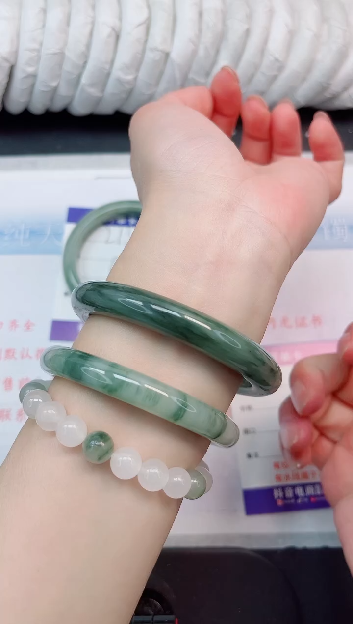 【闪购商品】石英质玉手镯未镶嵌214#58.5
