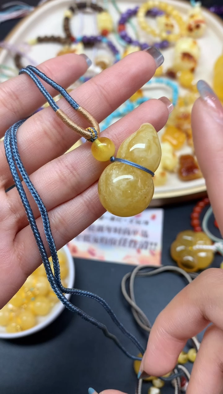 【闪购商品】蜜蜡裸石未镶嵌吊坠A28|980