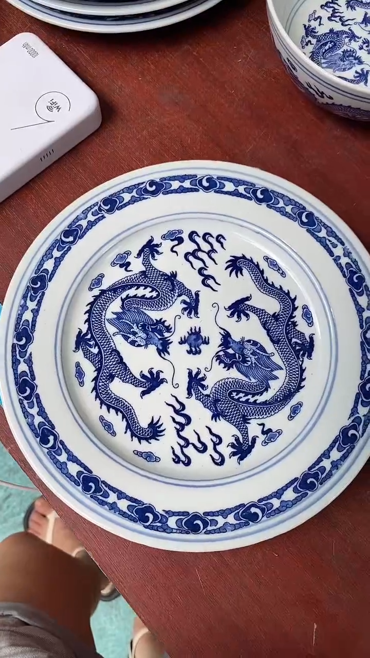 摆件青花双龙8寸平盘