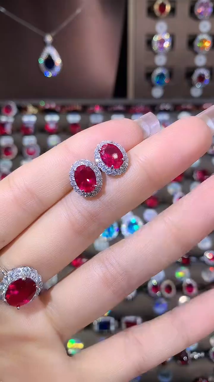 银S925镶嵌耳饰红宝石68银