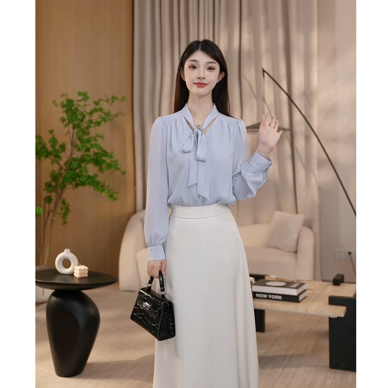 曼贝长袖衬衫女浅灰蓝设计感新款款式气质减龄衬衣8591170【珮珮】