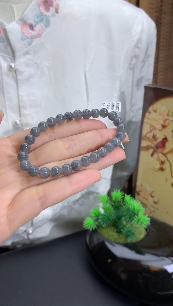 未镶嵌手串翡翠卡6.4mm