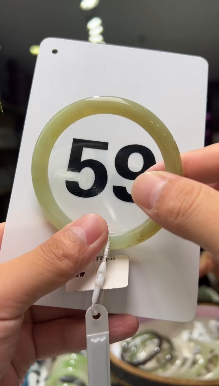 【闪购商品】和田玉手镯未镶嵌且末蓝