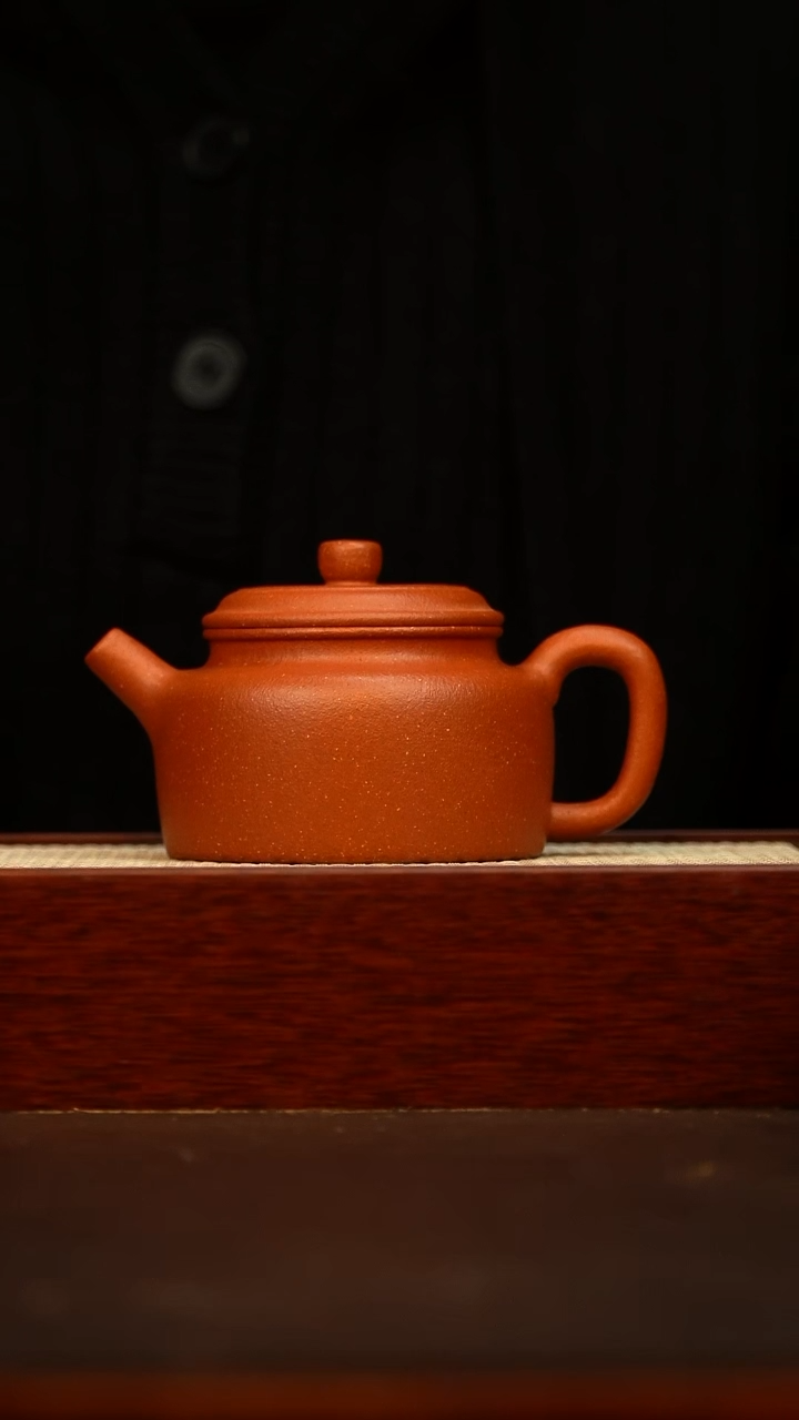 茶壶紫砂德钟 200cc 原矿红降坡