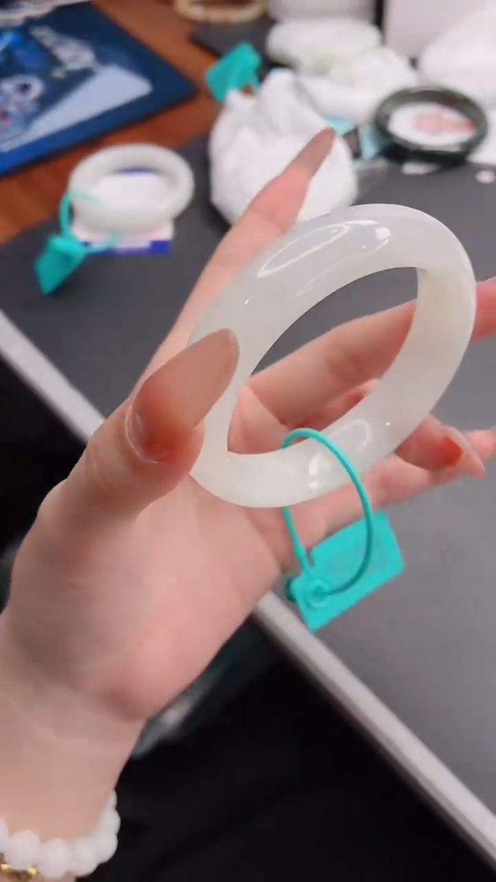 未镶嵌手镯和田玉20W74-55