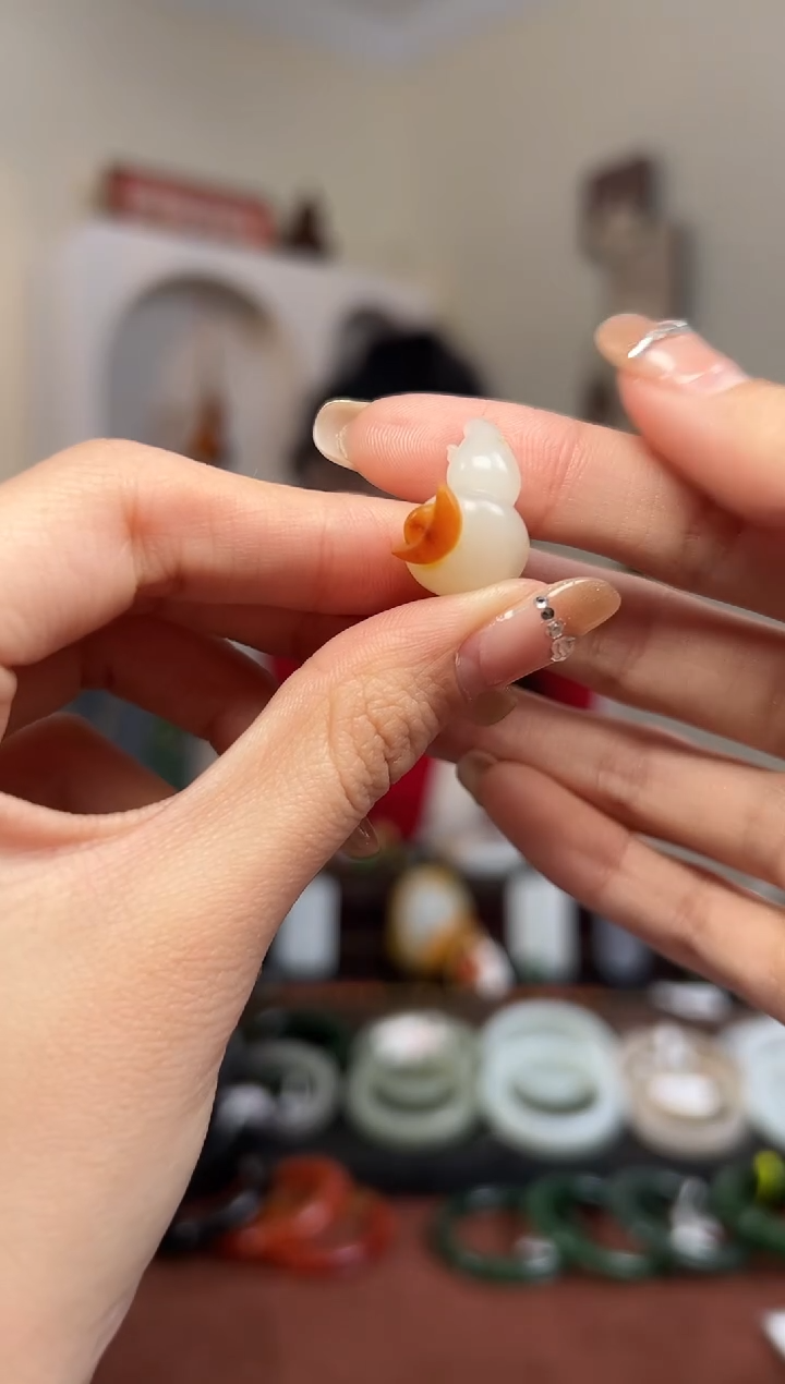 【闪购商品】和田玉颈饰未镶嵌葫芦 