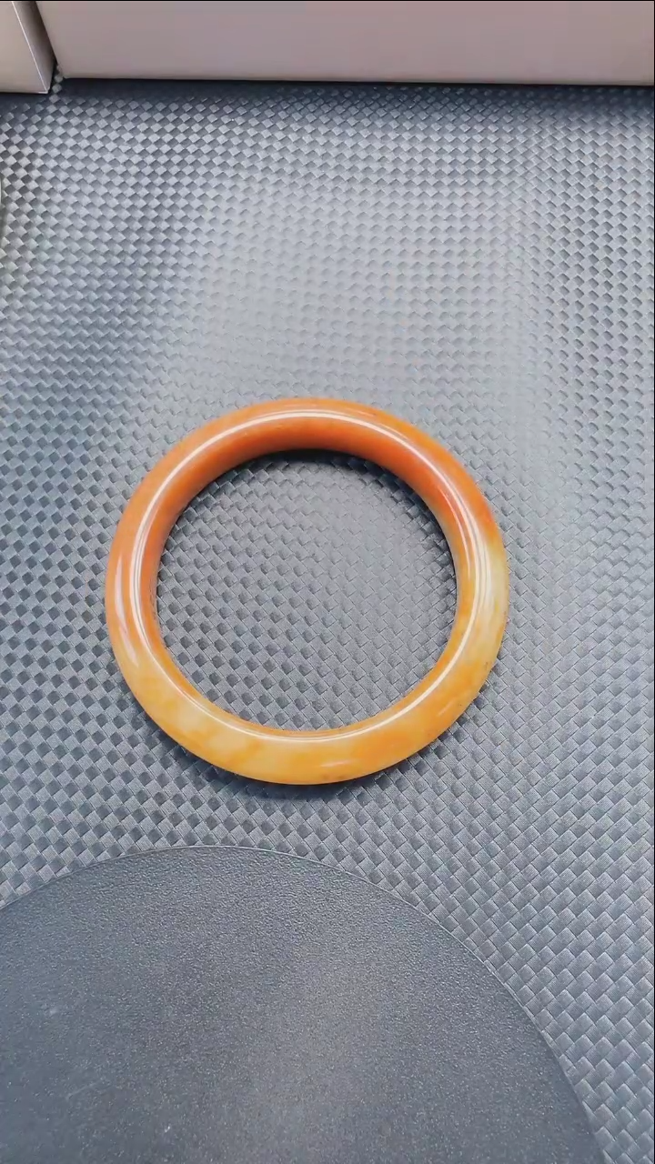 【闪购商品】和田玉手镯未镶嵌107圈口57.5