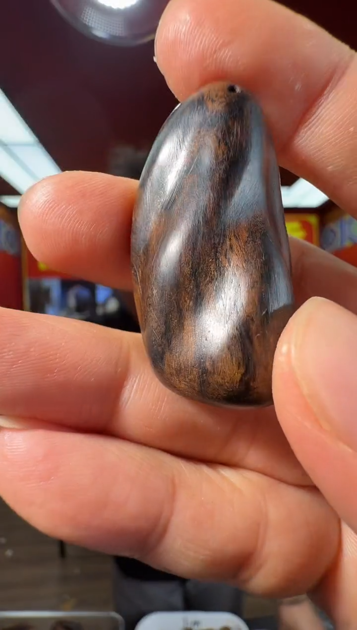 沉香吊坠a19富国岛多样性发一