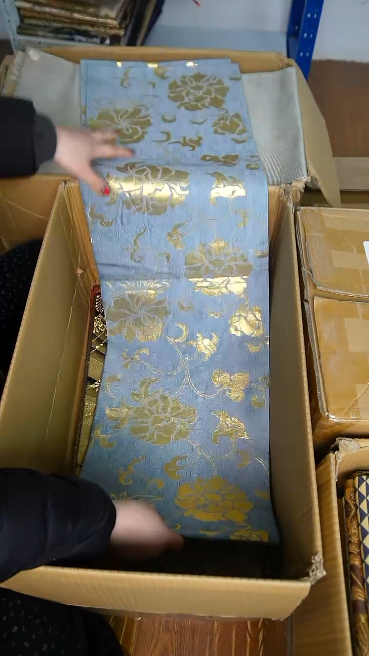 织绣2单面全通缠枝牡丹