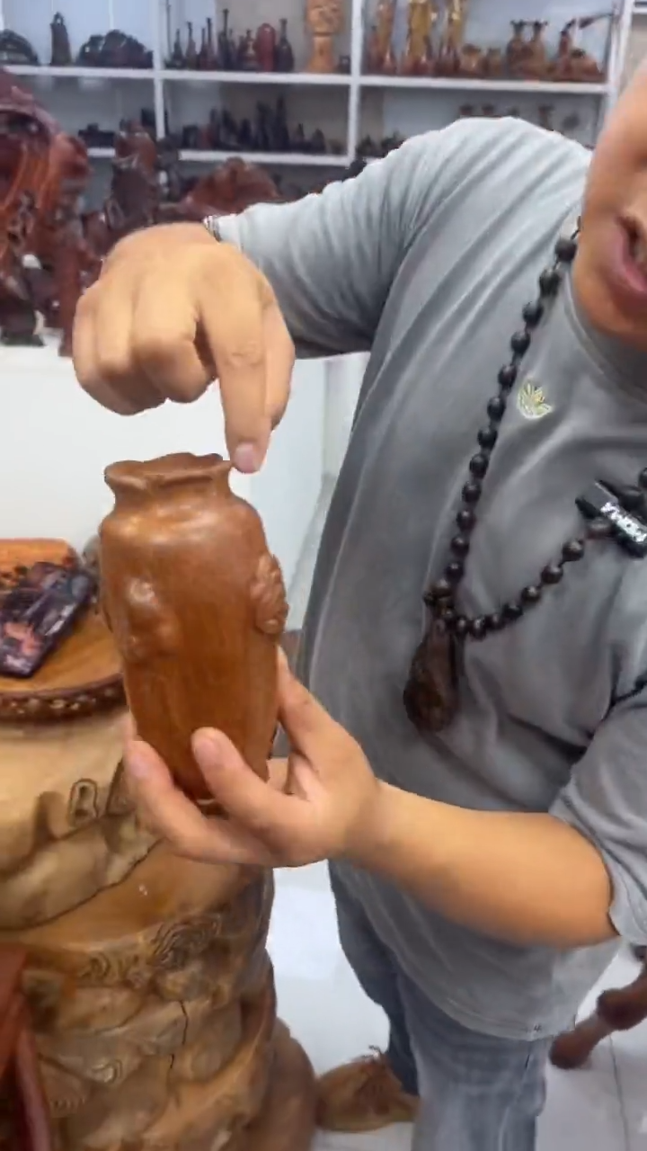 花梨木类木雕款工艺品88888888