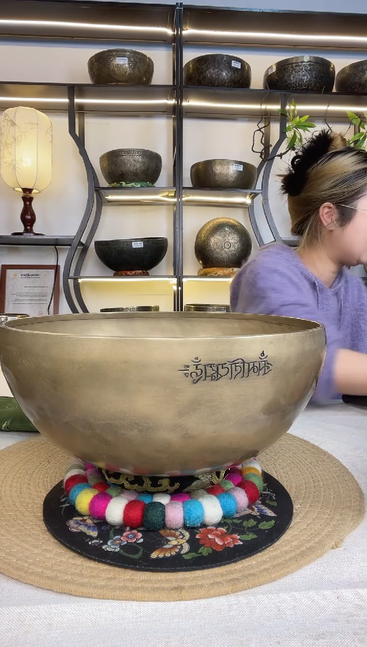 沐****ᵔ颂钵111111111111