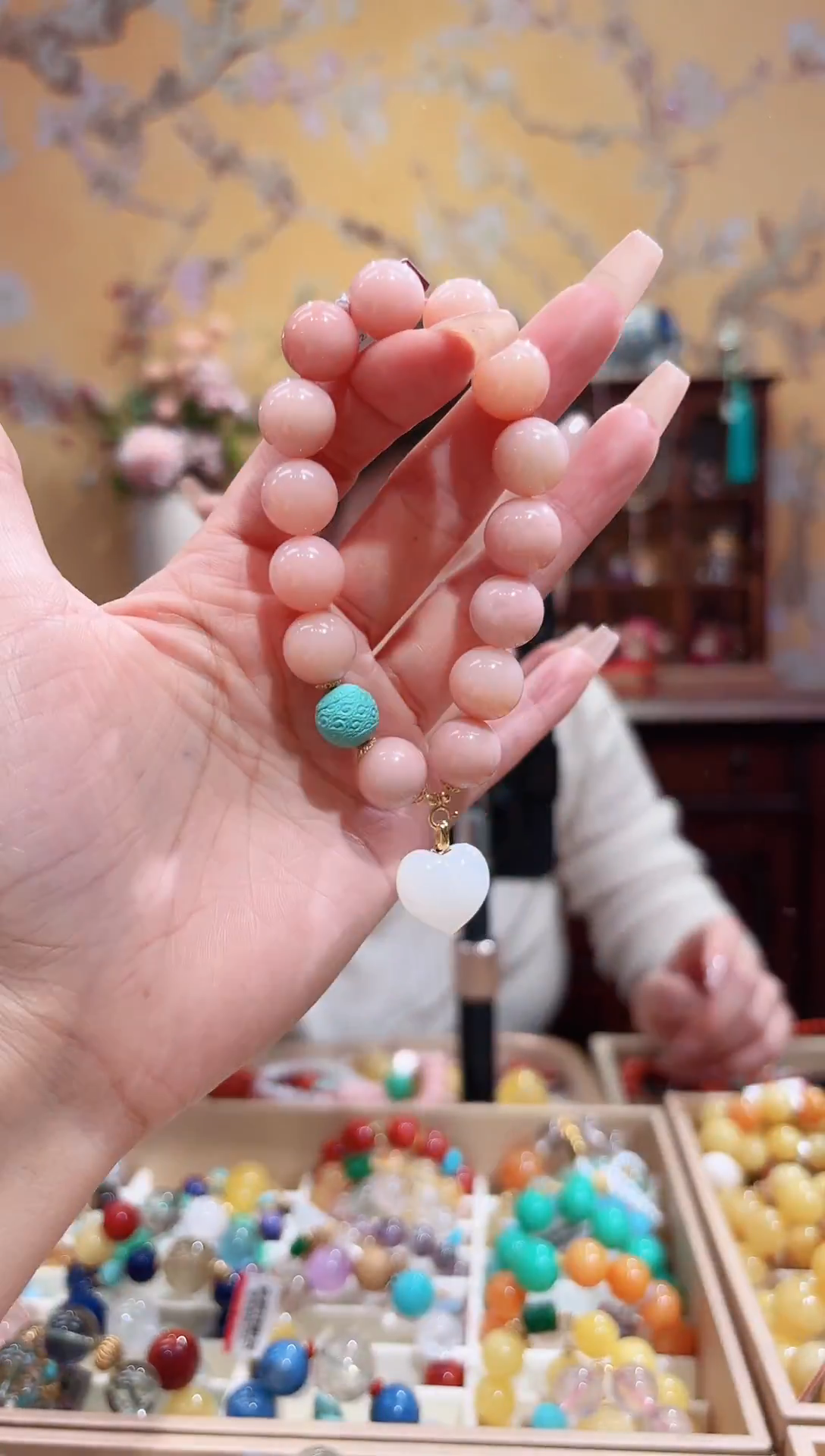 18K金镶嵌蛋白石手串设计款