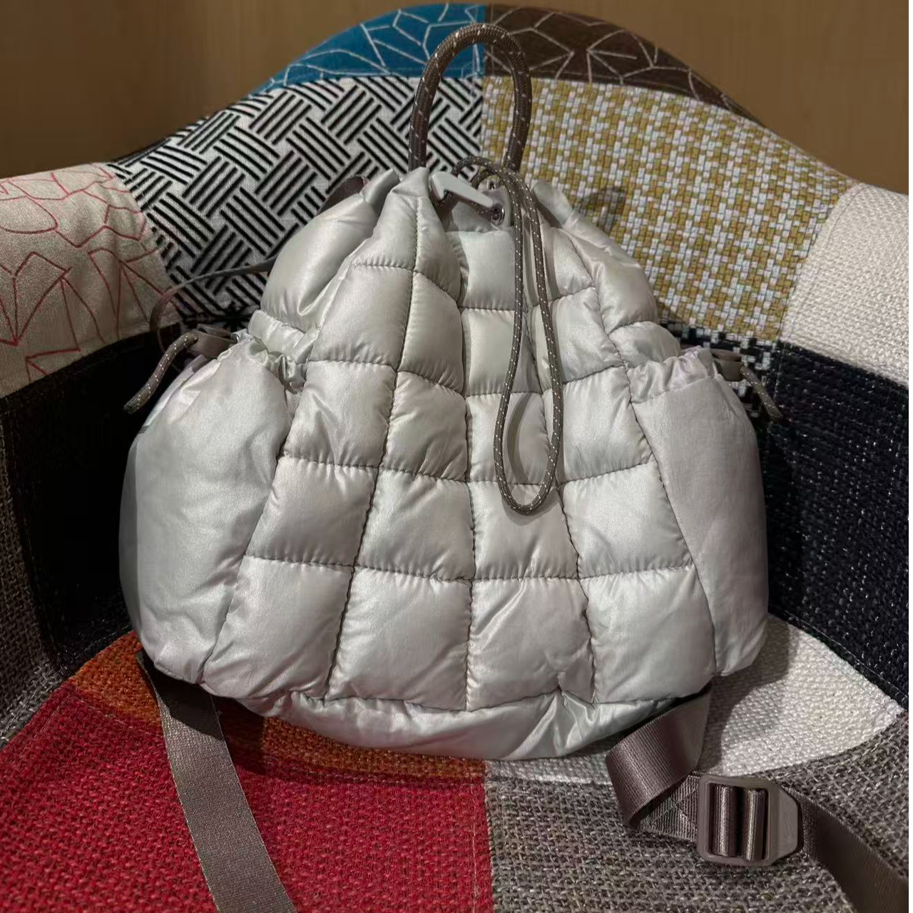 Nike 时尚百搭 银灰双肩包 迷你 男女同款情侣款 HQ6693-072