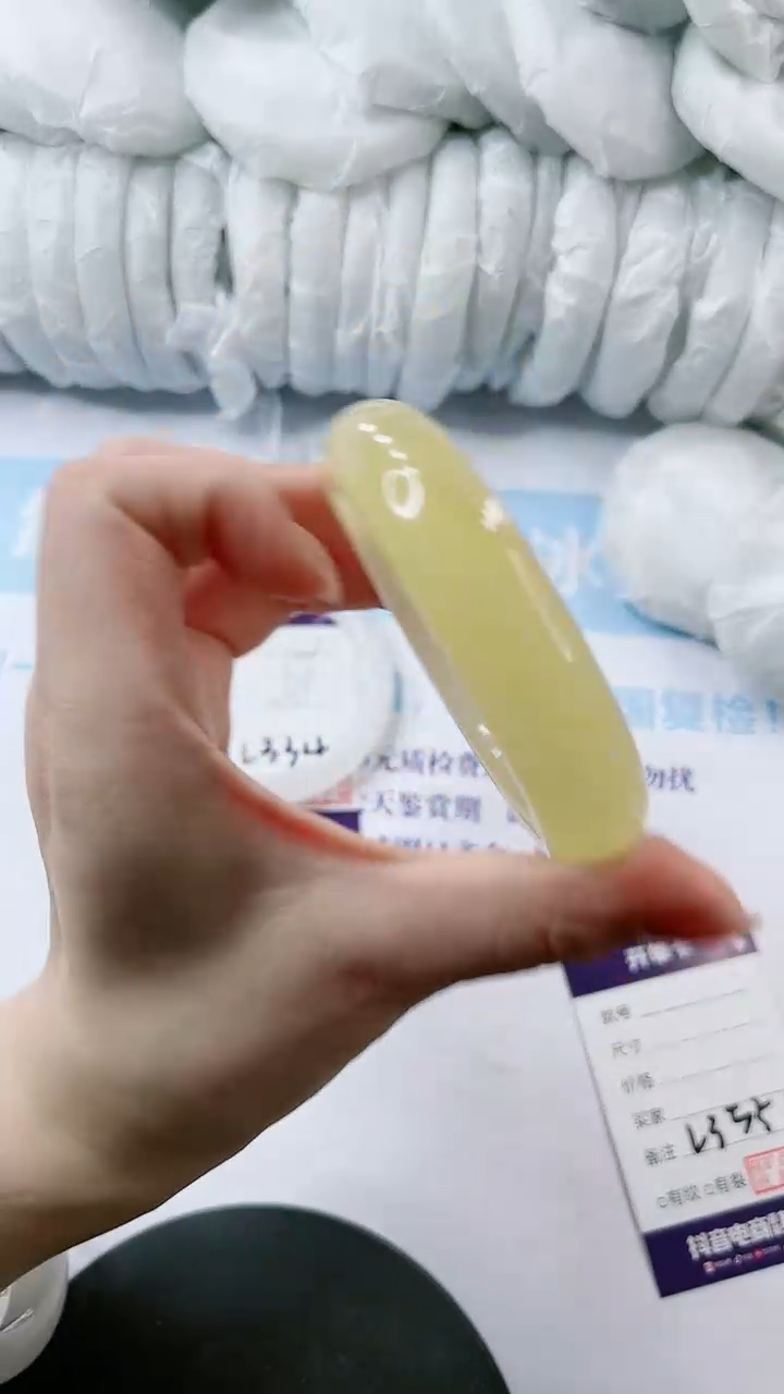 【闪购商品】石英质玉手镯未镶嵌多样性发货L335