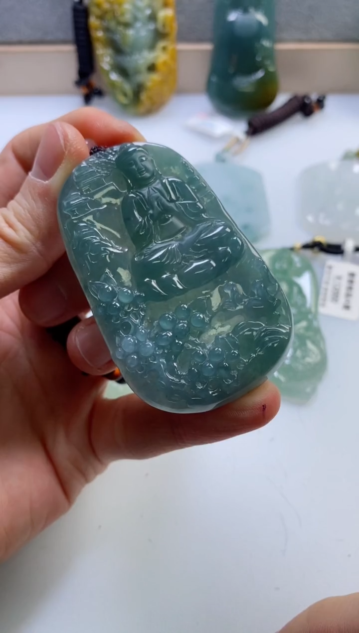 【闪购商品】翡翠挂件未镶嵌          