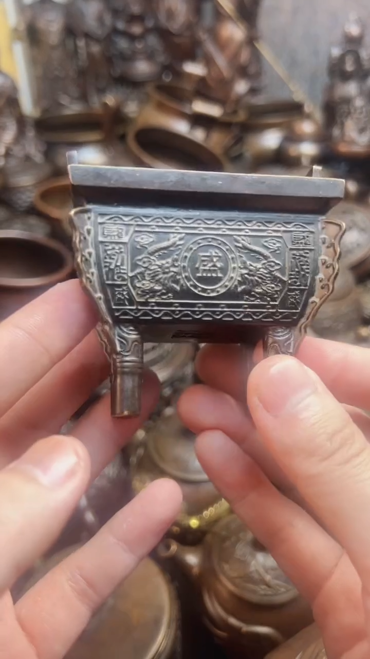 【闪购商品】1案台摆件 物品摆件