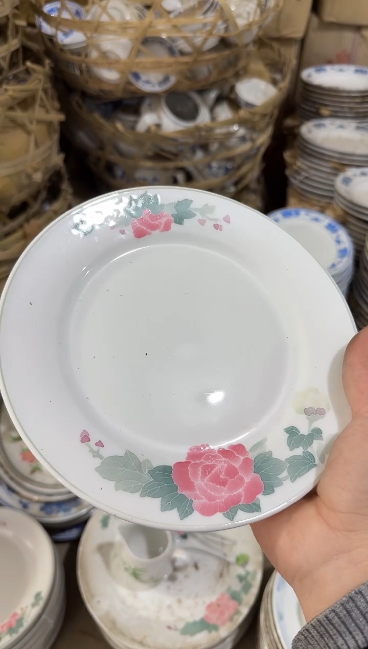 【闪购商品】摆件芙蓉花盘20厘米微瑕