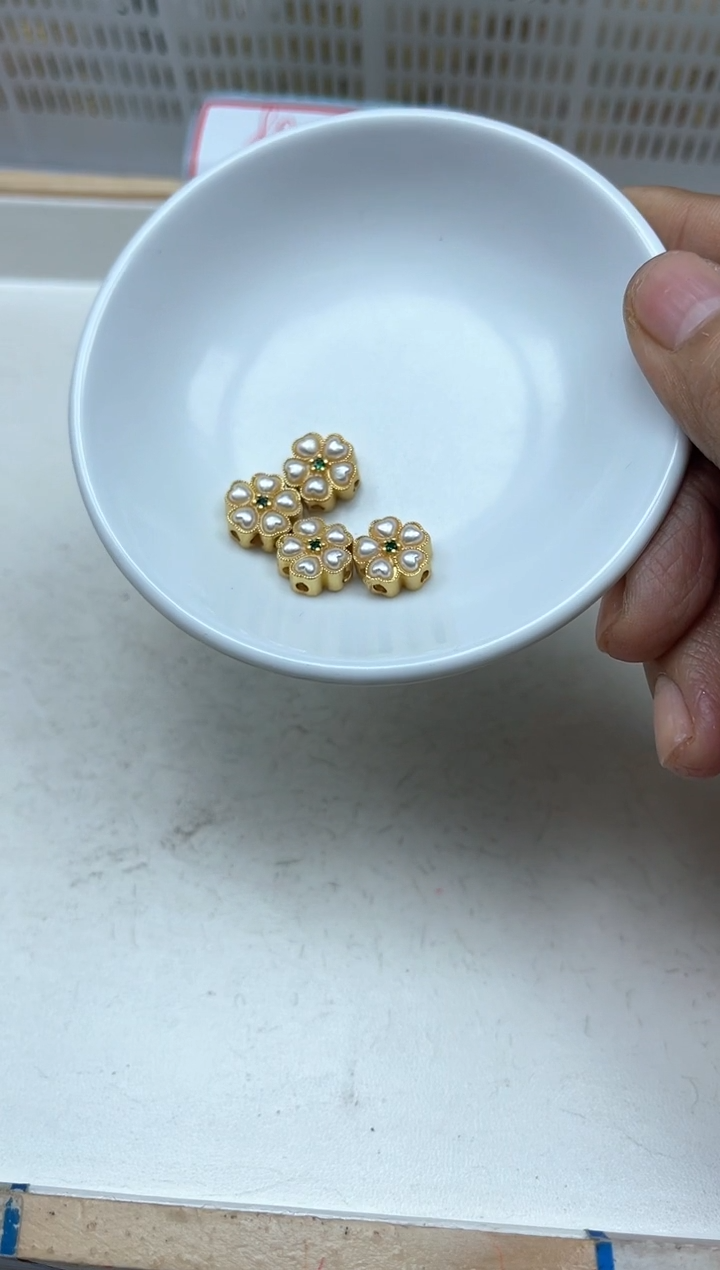 玛瑙/玉髓散珠合金B2349 合琻 五瓣花 3个12元