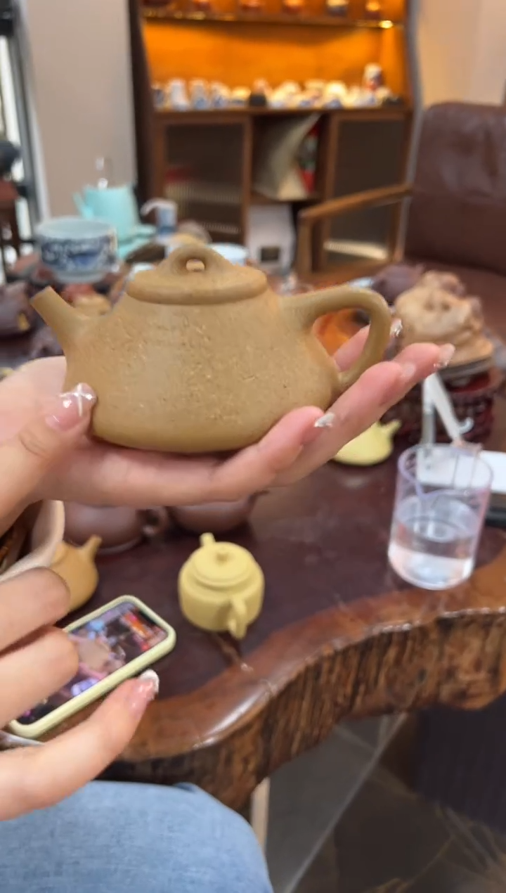 【闪购商品】紫砂茶壶【头哥手工壶】子冶石瓢黄金段刻绘