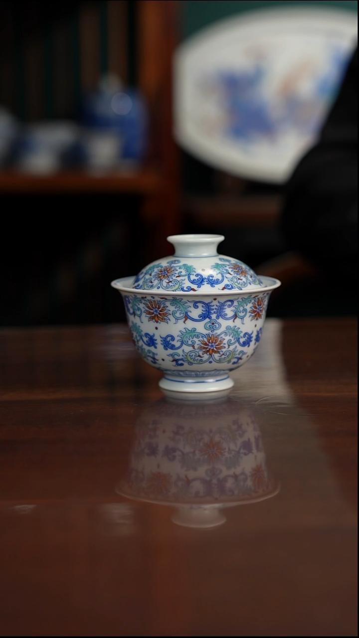 空山明月 新斗彩 缠枝