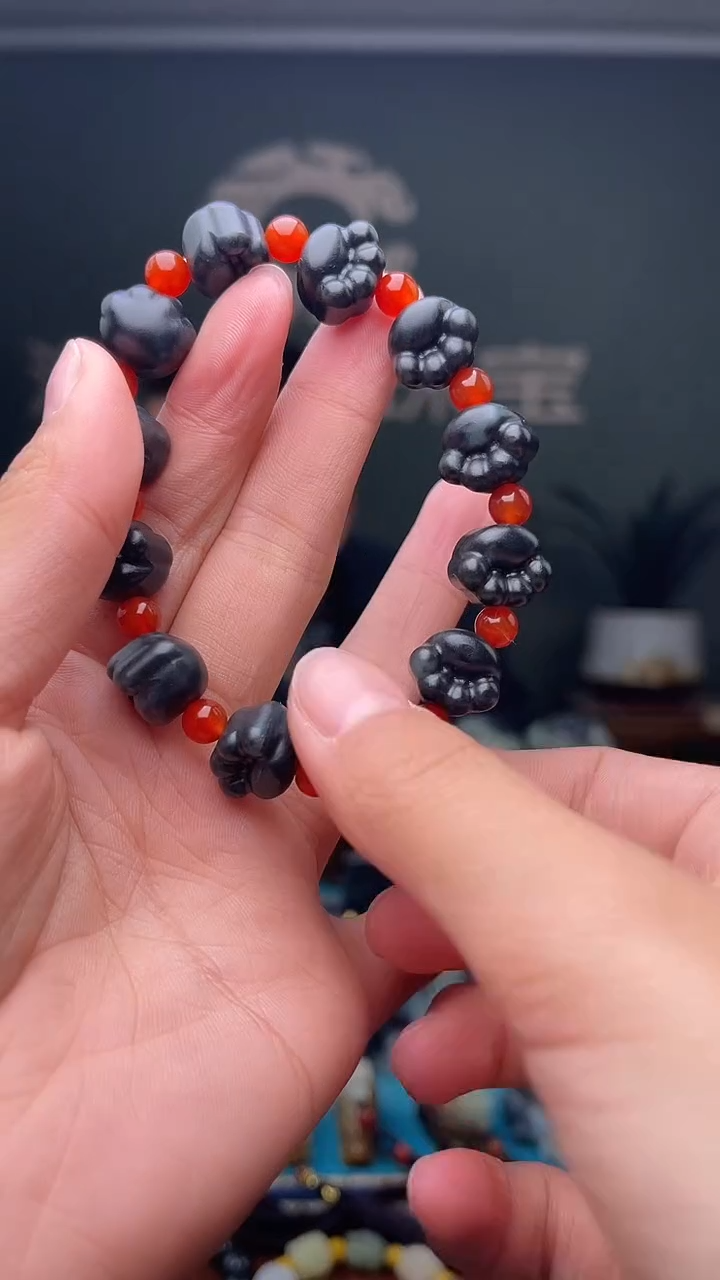 未镶嵌和田玉挂件1