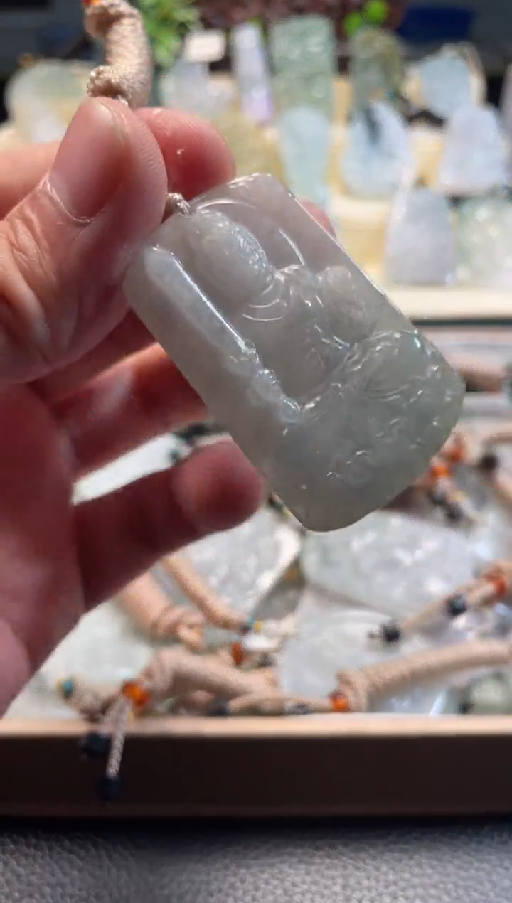 颈饰未镶嵌翡翠12/08/174