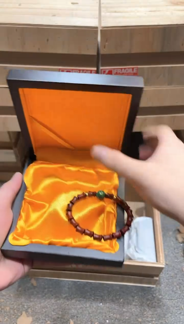 陈氏文玩云仓木制类手串无礼盒SP084