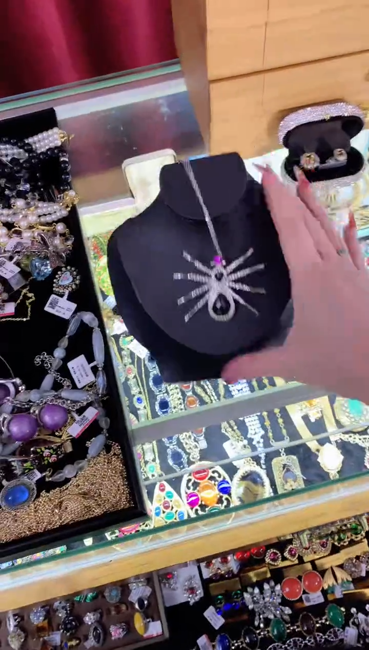 【闪购商品】瓷片楚楚中古珠宝甄选不退换