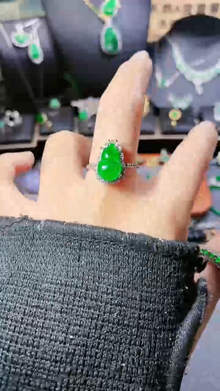 【闪购商品】翡翠戒指银S925镶嵌戒指