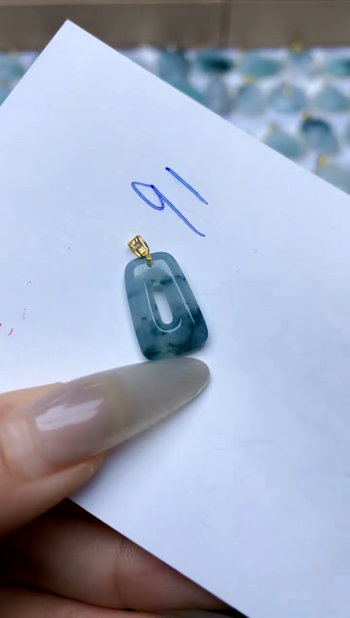 【闪购商品】翡翠颈饰18K金镶嵌天然A货翡翠