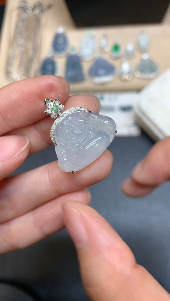 【闪购商品】翡翠吊坠(不含链)18K金镶嵌佛公【无服务费