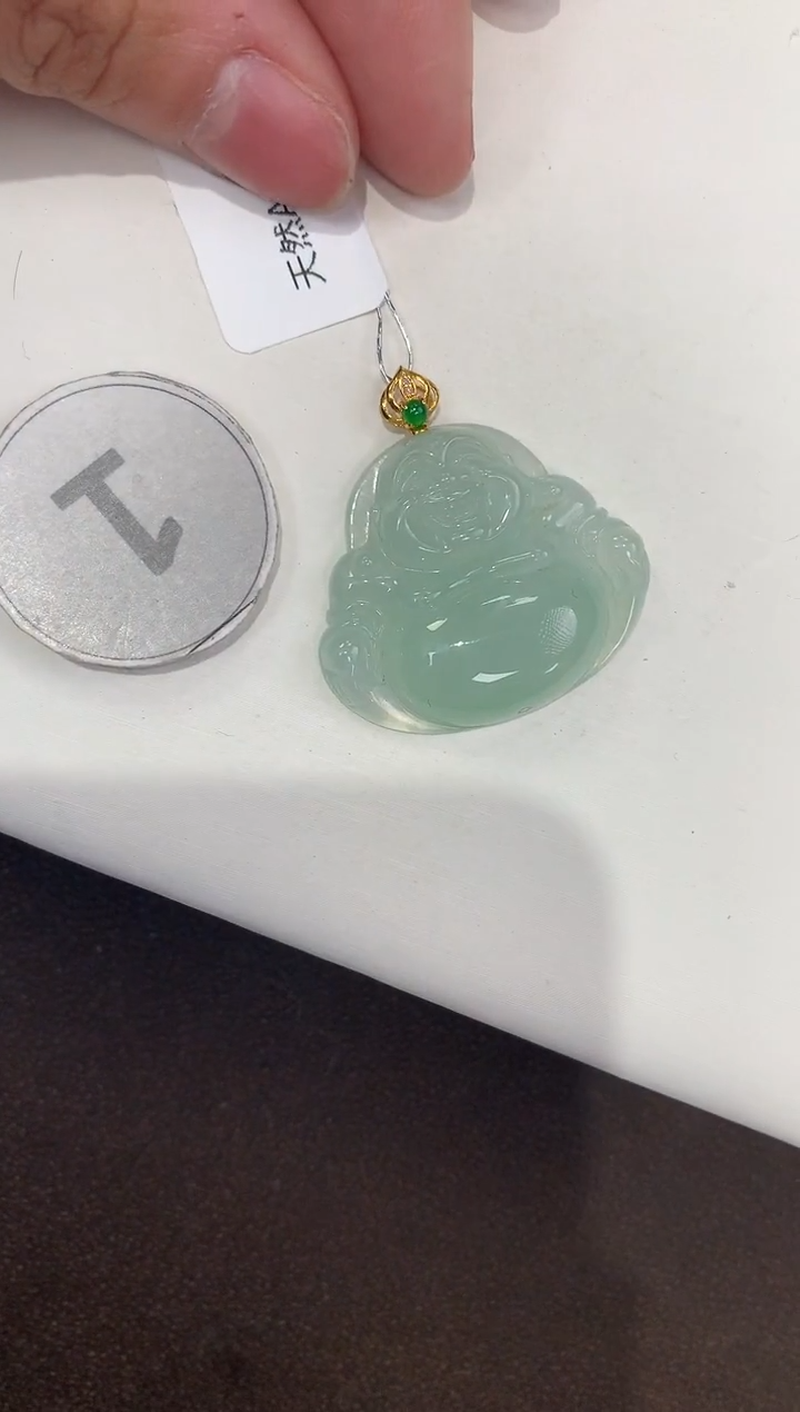 颈饰18K金镶嵌翡翠天然缅甸A货