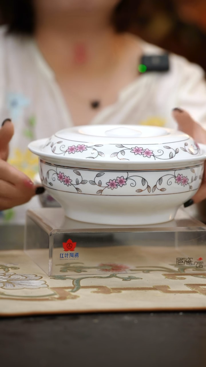 1个微瑕鸿运当头9英寸带盖品呙